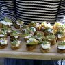 Raparperi-vuohenjuustocrostinit